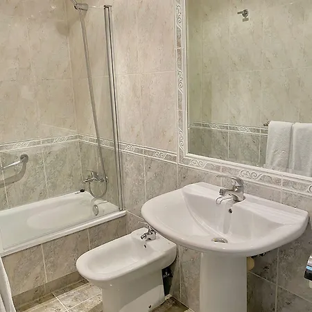 Residencia Fornos Πανσιόν