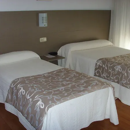 Residencia Fornos Guest house 3*