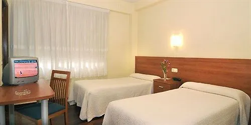 Residencia Fornos בית הארחה 3*